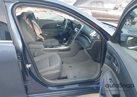 2013 Chevrolet Malibu 1Ls from USA, damaged, VIN 1G11B5SA6DF323241